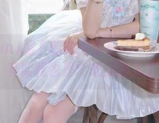 剩下的时间全在iOS上刷166fun，其实我也是个吃瓜达人了吧？