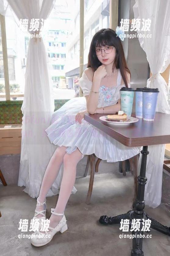剩下的时间全在iOS上刷166fun，其实我也是个吃瓜达人了吧？