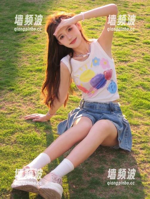 掉进17c吃瓜首页，看网友们如何把一盘瓜吃到飞起来！