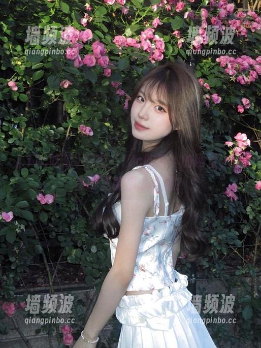 17c吃瓜 不在‘17c吃瓜’的网址,人生哪里能那么有趣?