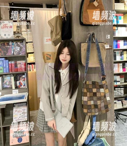 51吃瓜网 “51吃瓜网”今天又被酷炫吃瓜圈给刷屏了,你也来瞅瞅吗?