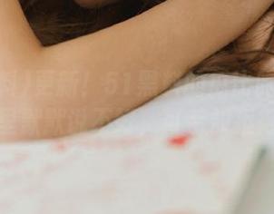 更新！51黑料的瓜比昨天更精彩，心里默默说不好，可手却抠得更深。
