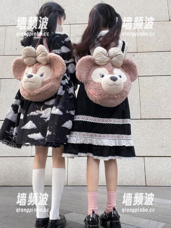 今天刚刷了51黑料网址，她们的瓜真奇妙，等着吃瓜侦探来！