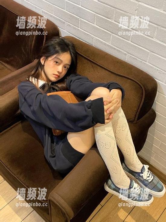 我能理解为什么52cg上那个链接点击率飙升，然而这是什么操作？