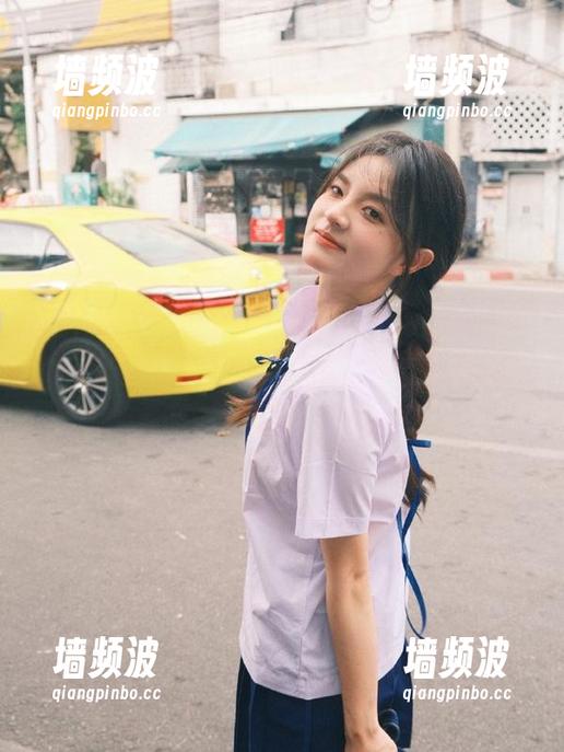718吃瓜 别犹豫,快下载718吃瓜,那个网址就藏在你指尖下面了,等着你去开启!