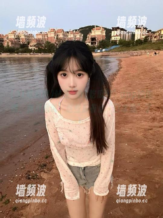 站在“91吃瓜网”app的边缘，我只想说：这些瓜有点“口水流”了！