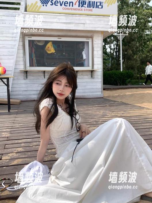 你猜我在“heiliao.su苹果版”看到啥了？一口老血差点喷出来！