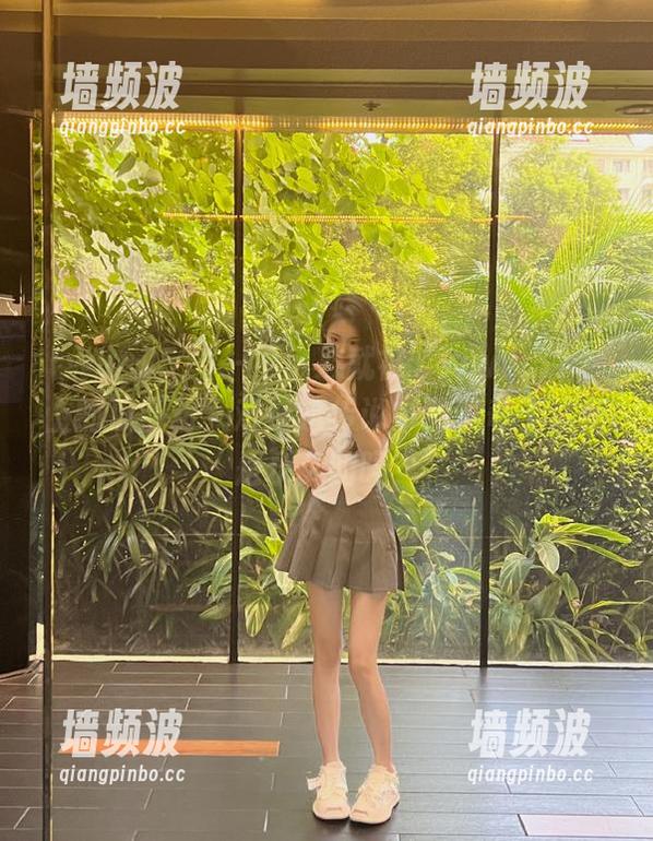 一不小心就被“www51”上的瓜圈粉，难道这传说中的佩奇无盗版是永久的吗？