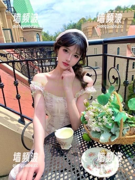 xgua 听说iOS版xgua上,大家吃瓜的姿势都变得特别好看,是在追求审美吗?