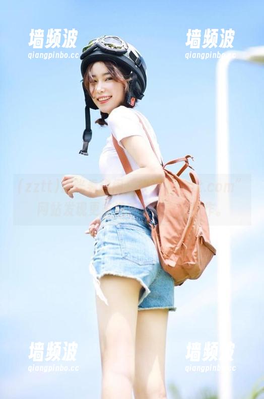 别光看热闹，快来“zztt.com”网站发现更多选手们的奇葩操作。