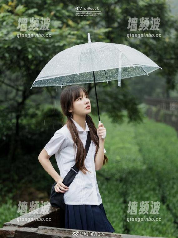 五一吃瓜官网，永久驻扎在热搜旁边，在瓜田里游刃有余！