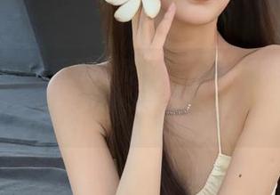 看五一吃瓜，视频黑料有多雷人，你想象不到的惊喜！
