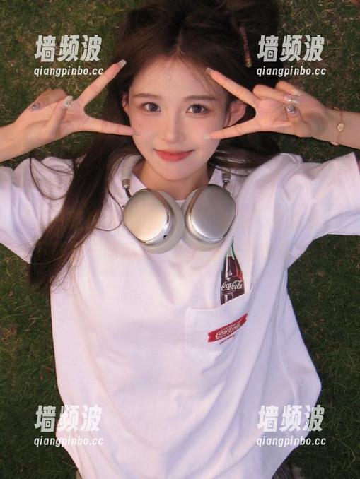五一吃瓜网 心里想的“吃瓜”有点多,下载五一吃瓜网,解锁新玩法也好啊。