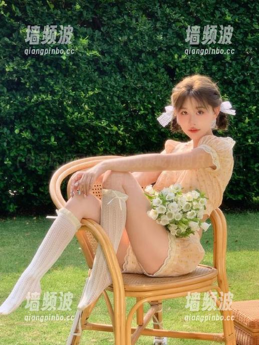 你以为免费吃瓜网只是吃瓜？它可是唠嗑的大本营！