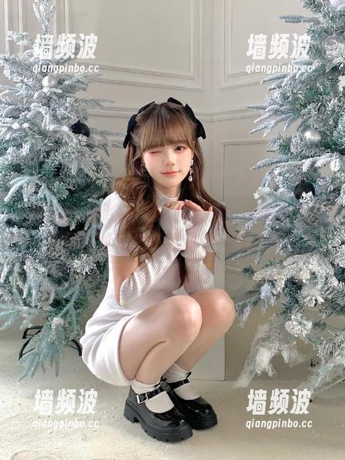 而今饭桌上的话题，去哪找？吃瓜网网址帮你在线观看一网打尽！