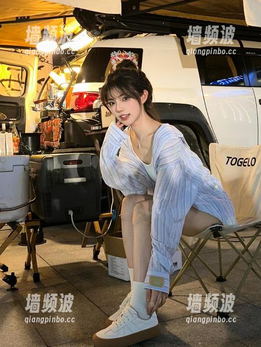 昨天在“我爱五一吃瓜王”网站，看得我饭都忘吃了，真心好耶！