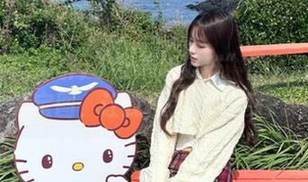 “我要吃瓜群”的入口就像个藏宝图，让我没完没了地探索！