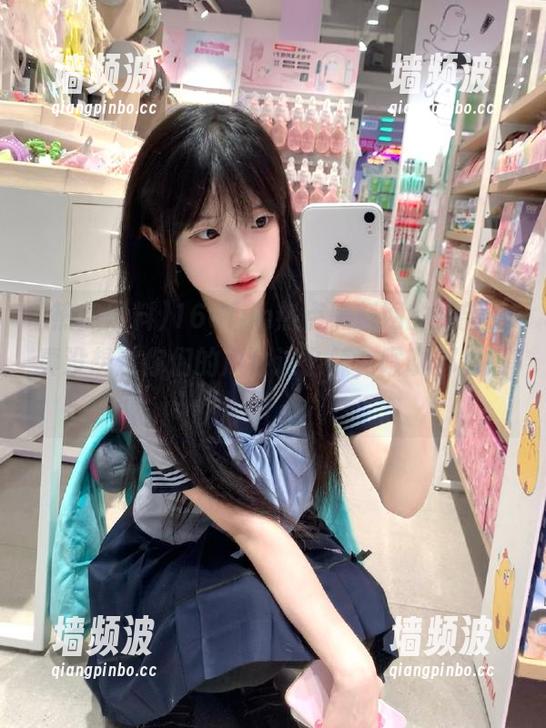 166fun热点黑料网的更新，真没想过你们的瓜会这么辣，喉咙都灼热了～