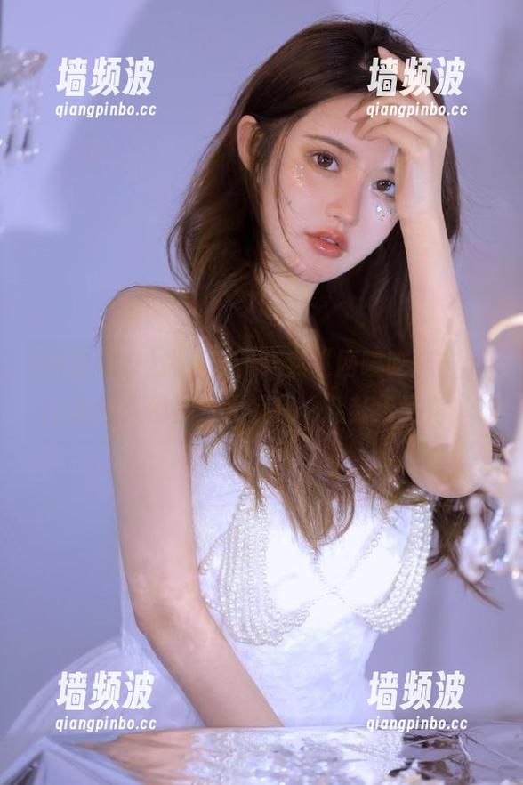 网曝吃瓜 拔草了,果然“网曝吃瓜”app里的人们都是大侦探,八卦无死角!