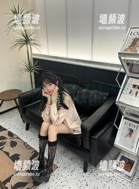 永不迷路，却在网红吃瓜网51里跟着桃花去欣赏风景