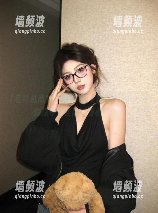 来啊，老司机黑料导航，带你探寻那些隐秘的小剧情！