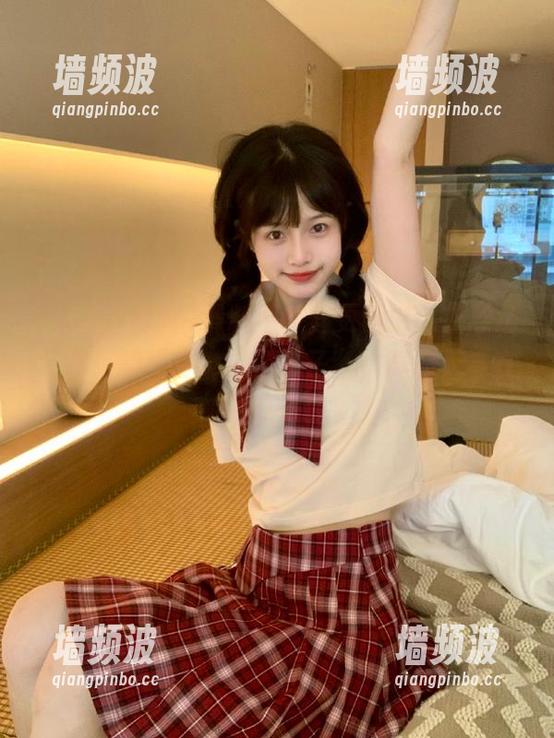 黑料不打烊更新中，篮球场完整版的“传说中的小子”，真的只会在篮下站着吗？