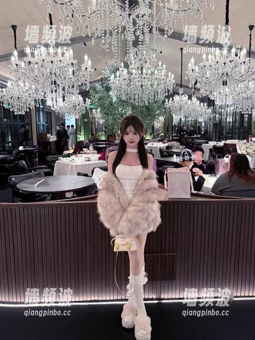 91黑料不打烊网站的八卦库，又一轮吃瓜行动开始，难舍这新鲜感，我该怎么形容这种痴迷呢？