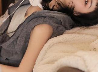 别说我没告诉你，登录黑料不打烊tttzzz，抖音最新支线直达。