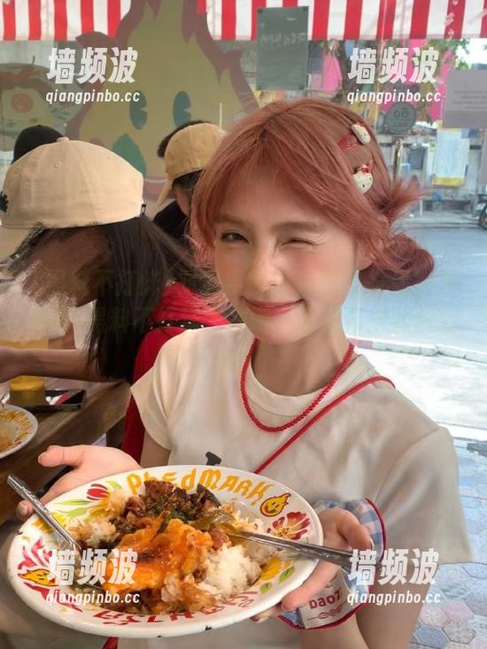 对着手机屏幕两眼发呆？下载91黑料不打烊，冲吧，吃瓜从未如此轻松！