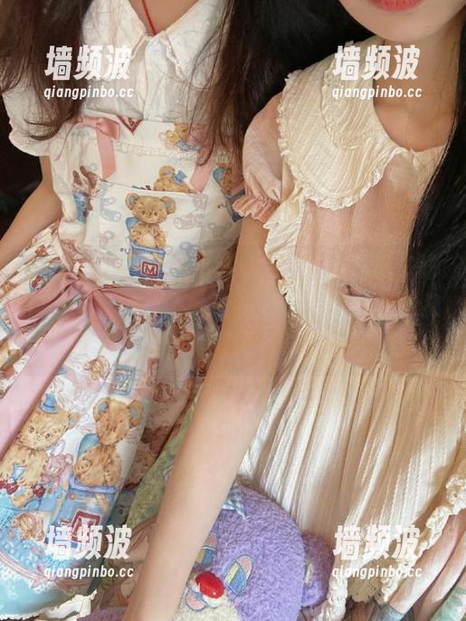 黑料不打烊 报个地址,分享黑料不打烊166.su的地方,似乎是大门口那家热狗摊后面,怪不得老是有八卦流出。