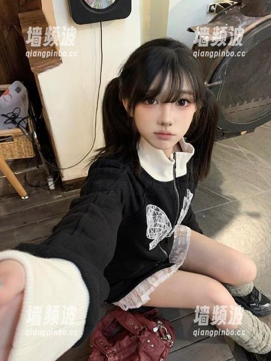 首页看点，黑料吃瓜不打烊，这种反差真的是“风中凌乱”！