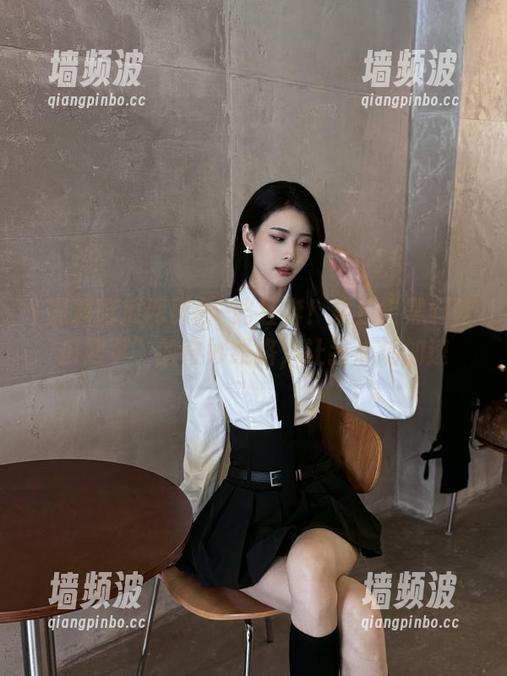 黑料吃瓜网页 一路狂奔!重返“黑料吃瓜网页”的奇妙线路,让我心跳加速