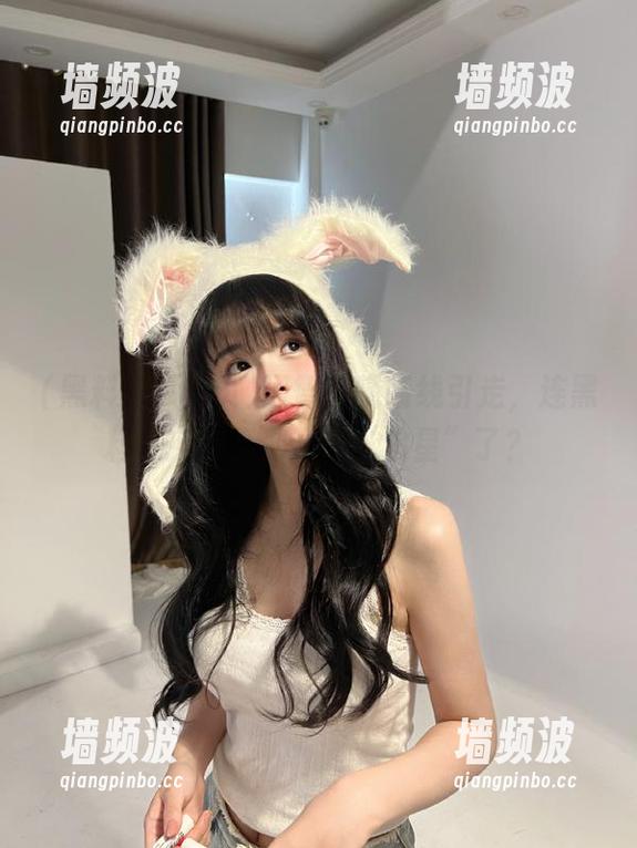 理智被喵喵线引走，连黑料吃瓜网页都开始“追星”了？