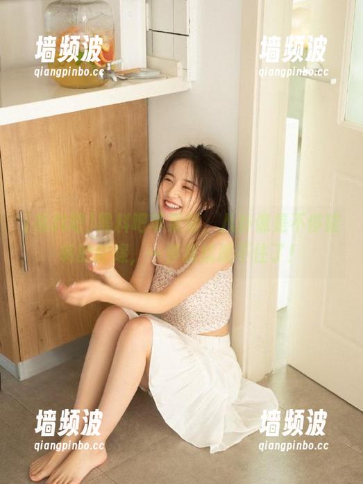 黑料吧 黑料吧苹果版,八卦像是不停旋转的陀螺,一停我就抓不住了!