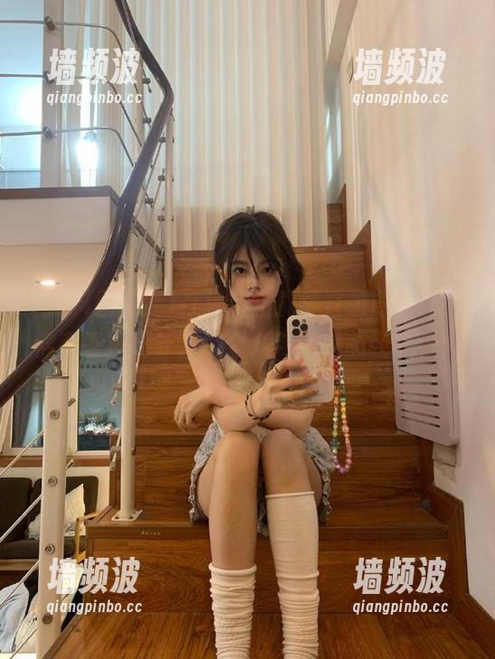 黑料正能量 在黑料正能量登录时,我仿佛手握指南针,每个八卦都是必经之路!