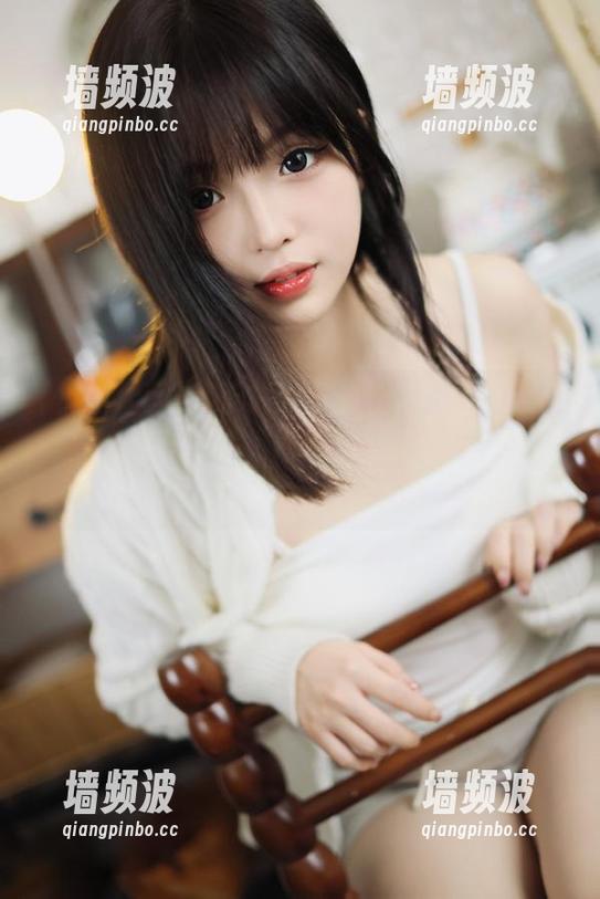 终于找到黑料社区的发布入口，我心中默念：“所有的八卦都属于我！”