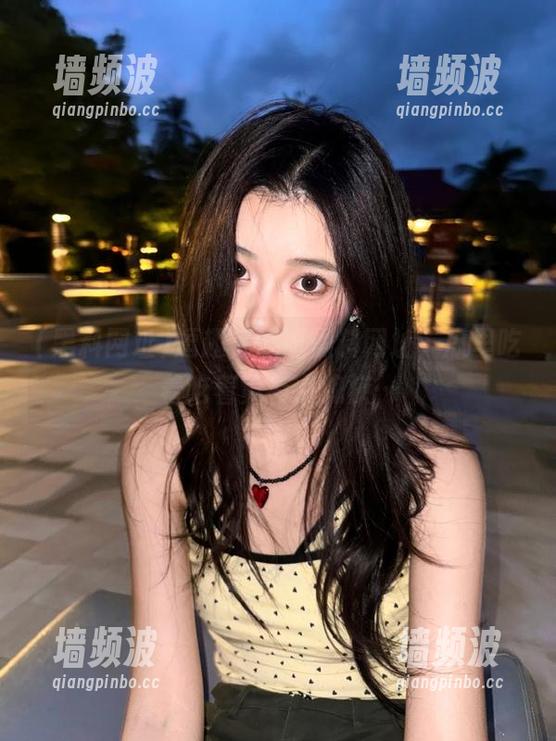 逗趣在线逛黑料网址，瓜里吃着吃着竟有点愧疚…